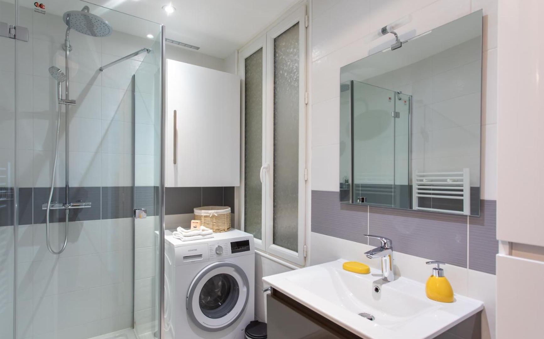 L12 Staywiz Us - Port Window 1bedroom Wifi 5mins & Nice's Cap *