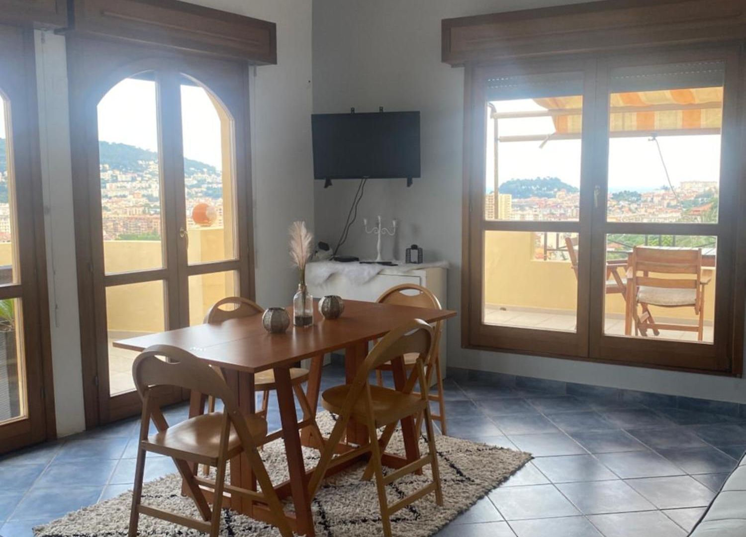 Appartement Appartement-nice 01 Vue - Panoramique Wifi-parking- Climatisation