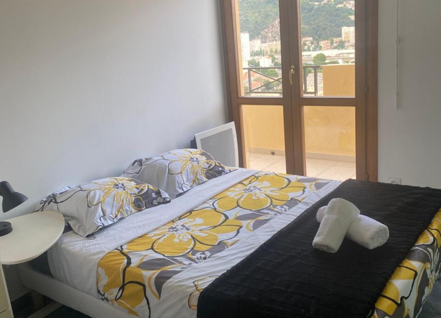 Appartement-nice 01 Vue - Panoramique Wifi-parking- Climatisation Appartement *
