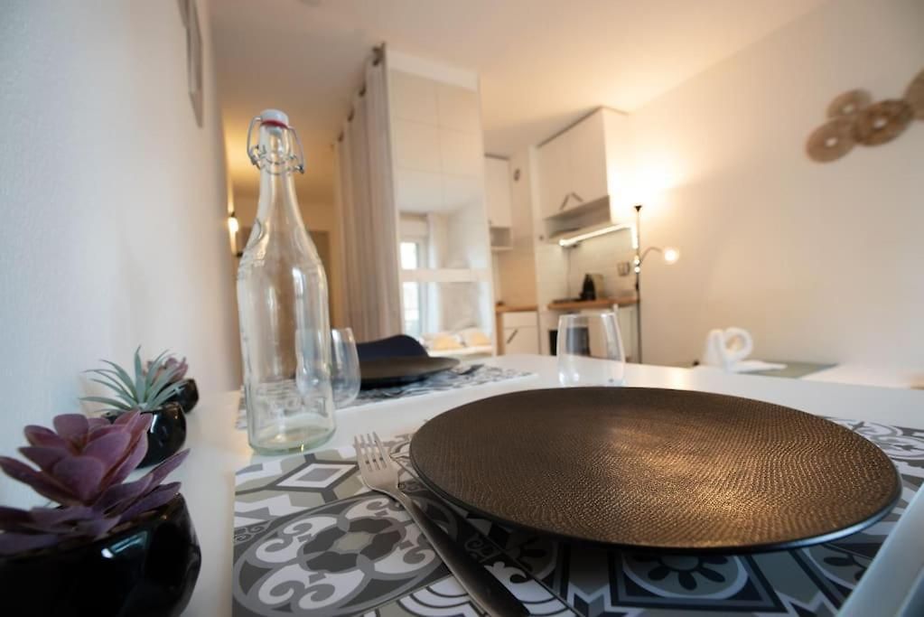 Appartement Riquier Station Spot, 5 Min From Train & Tramway Nice