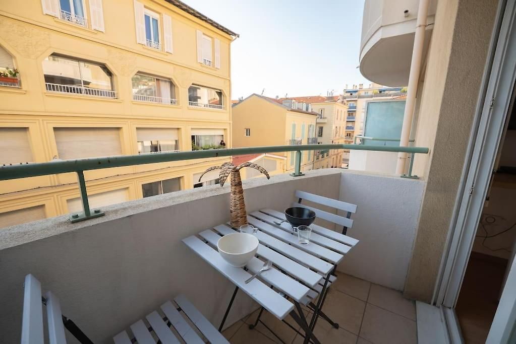 Riquier Station Spot, 5 Min From Train & Tramway Nice