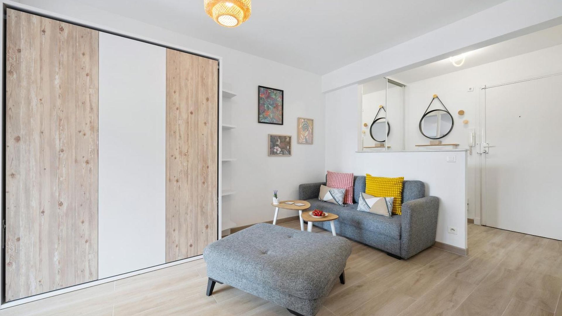 Le Mistral Apartment *