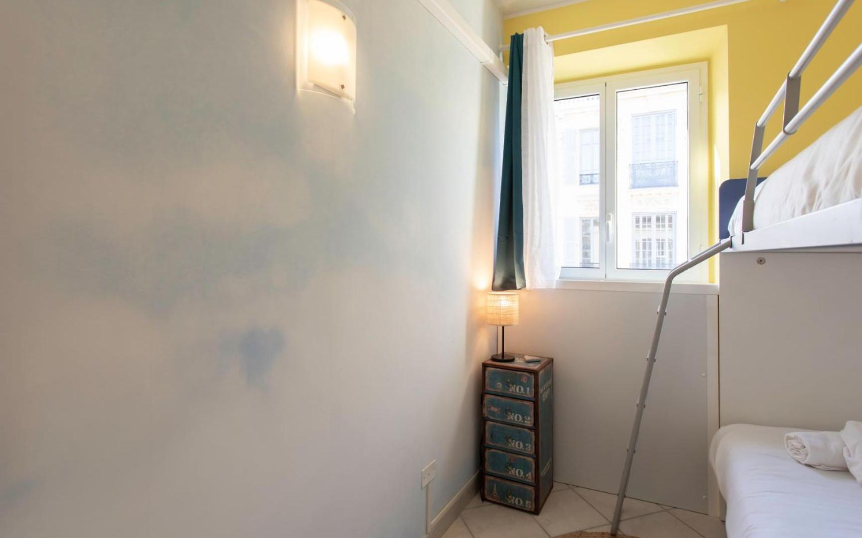 #13 Staywizus - Orange Ac Wifi Balcony 3mins Walk Sea Front Appartement
