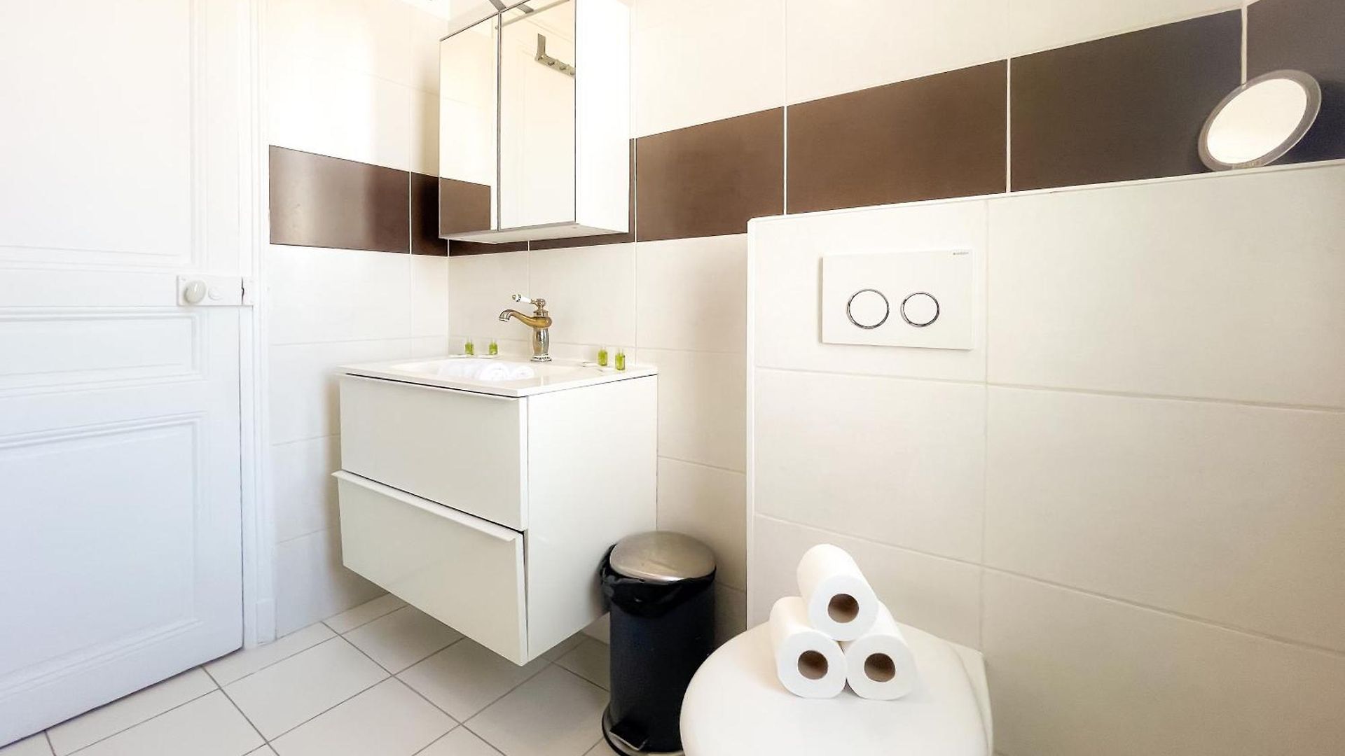 Gambetta Apartment