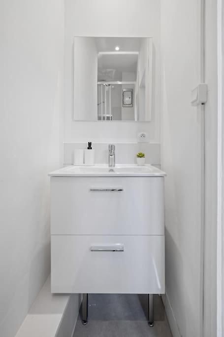 2 80m2 Jusqu'à 6 Personnes Carré D'or Appartement