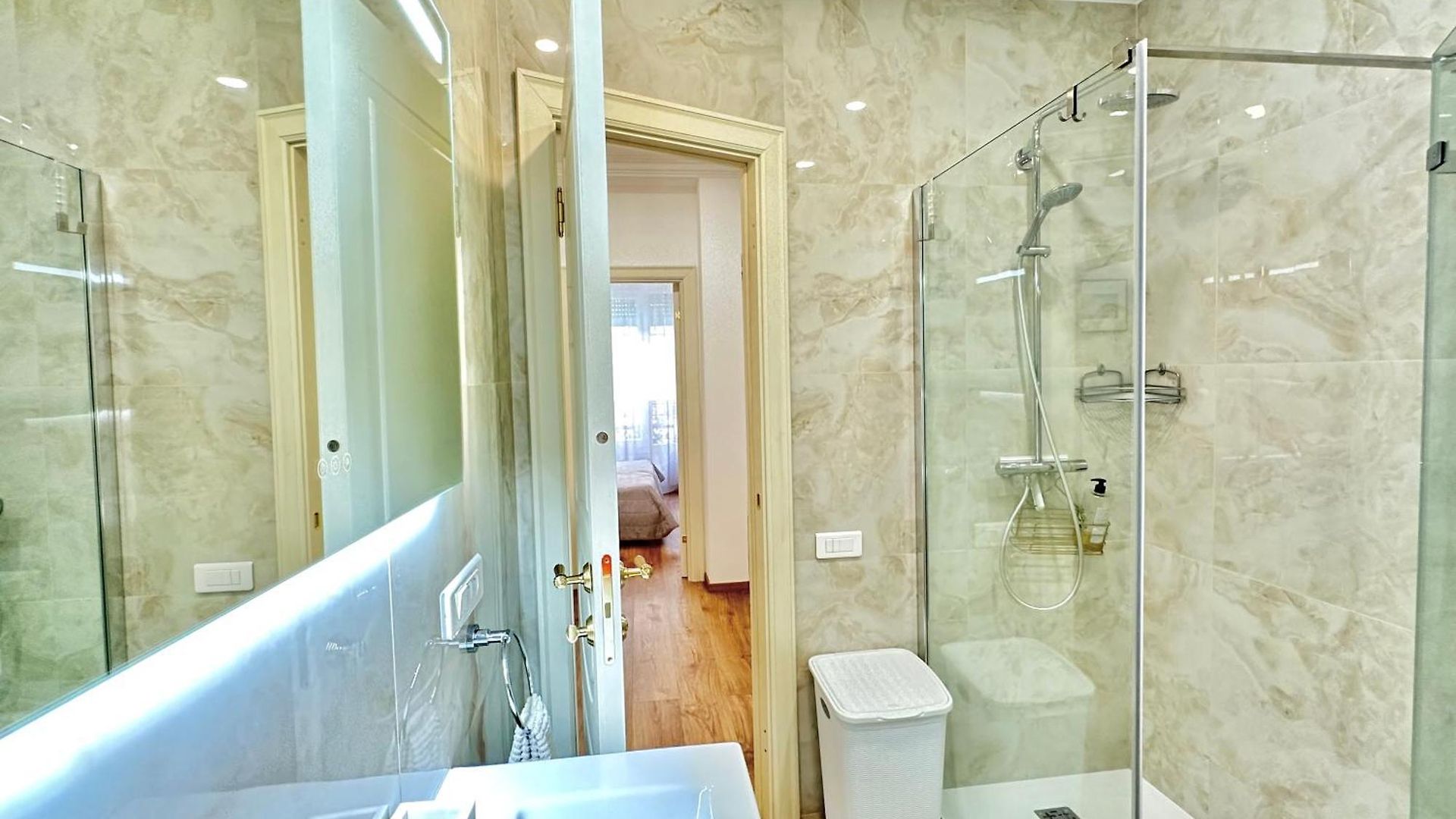 Appartement Luxe Hugo Negresco Nice