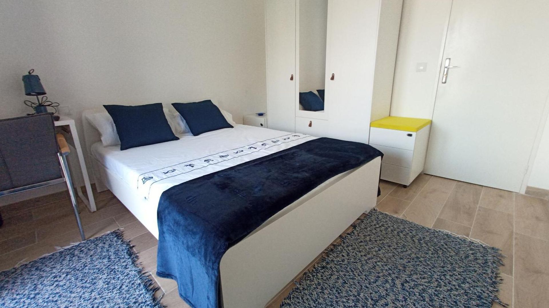 Private In Renovated - Tram 1 Min Walk Nice