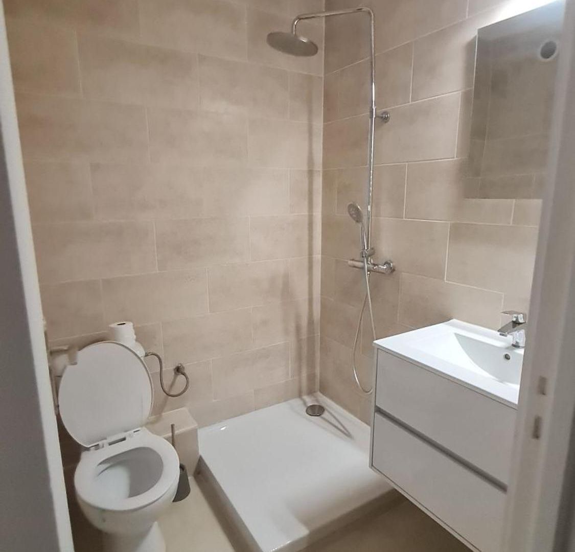 Petit Promenade Des Appartement *
