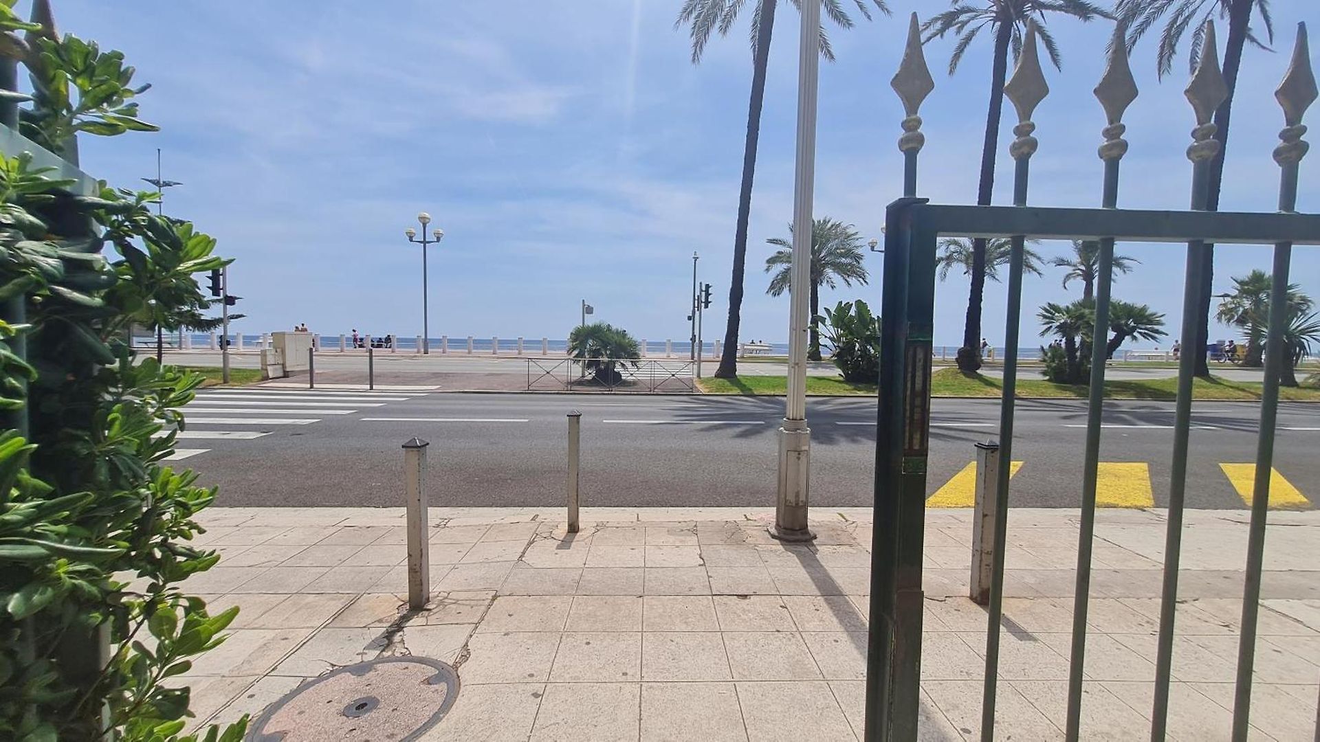 Petit Promenade Des Nice