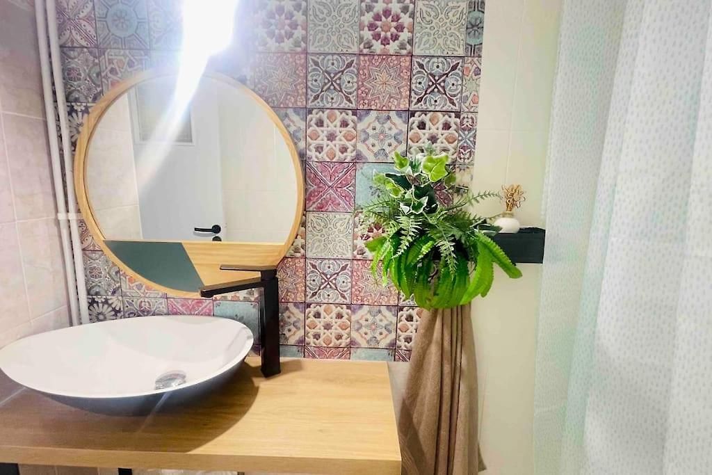 Appartement F3 Lumineux - Tres Proche De La Mer *