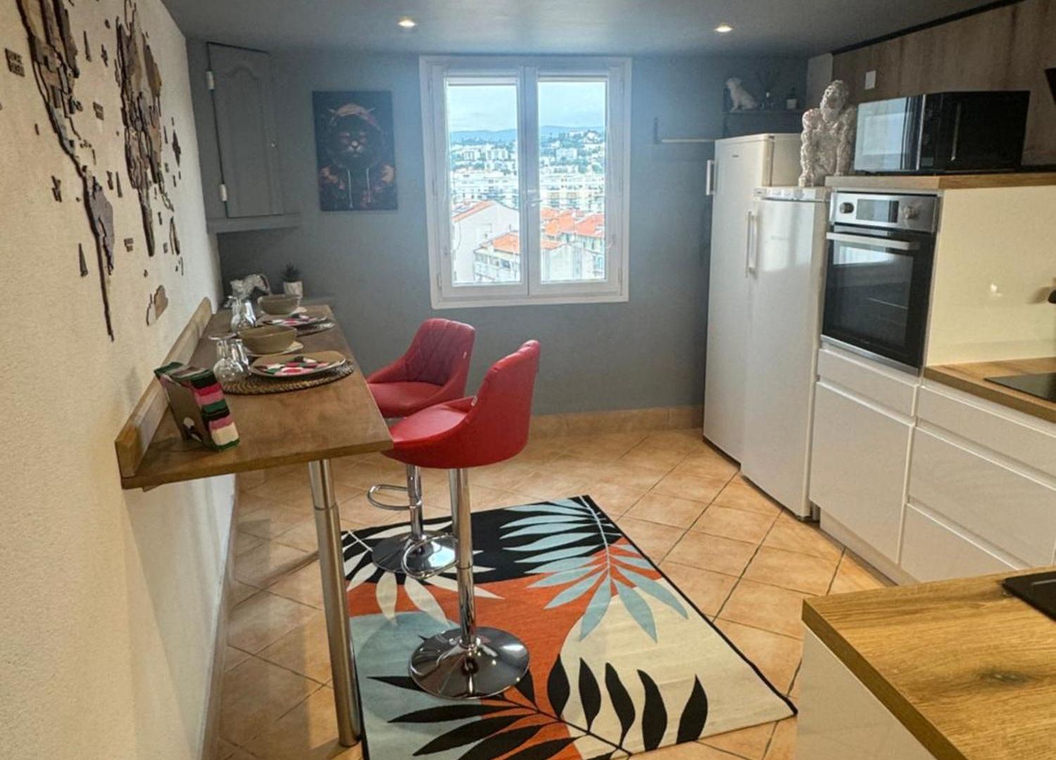 Duplex Proche Port De * Nice