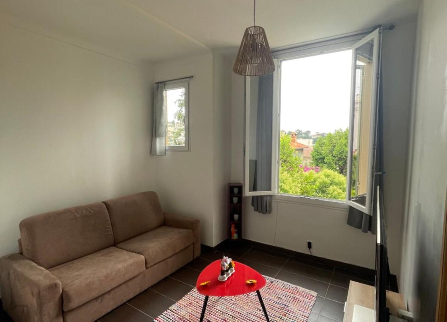 Appartement Dans Maison Niçoise *