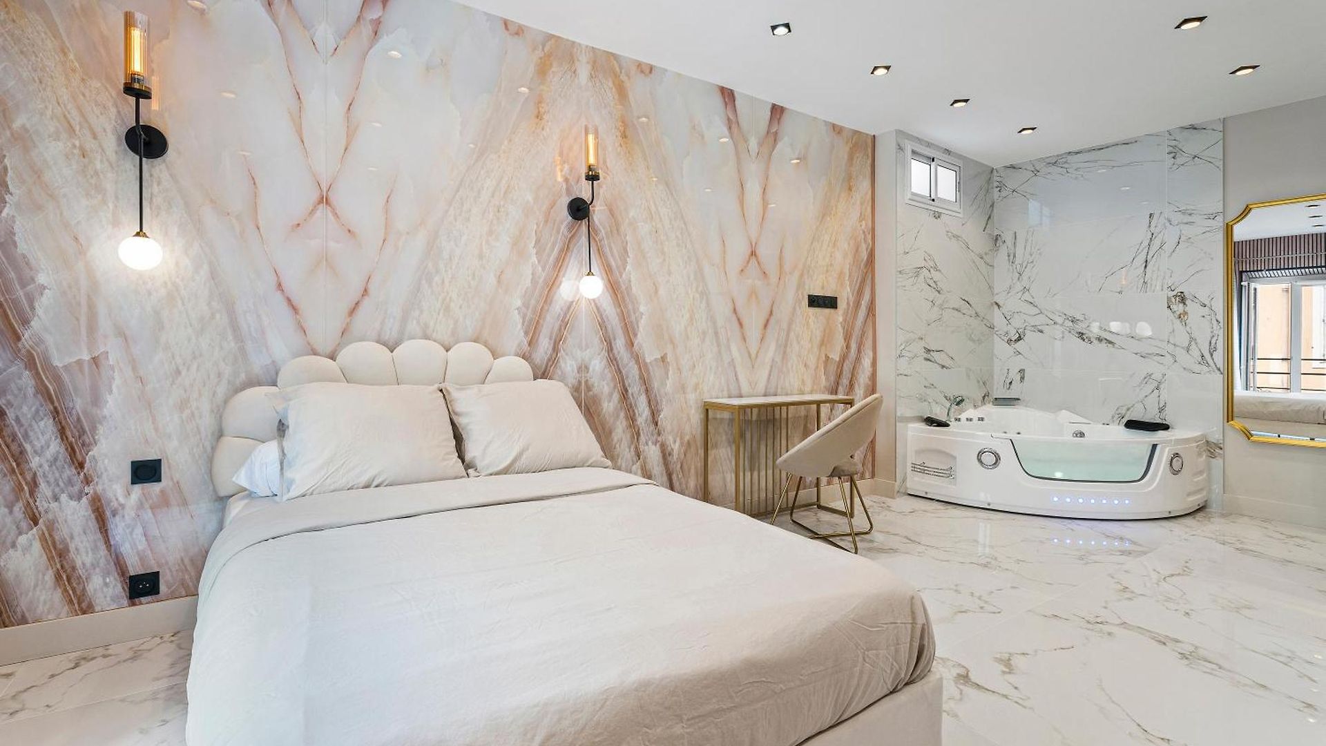 Renting - 8france - Luxury & Comfort Jacuzzi Massena Appartement