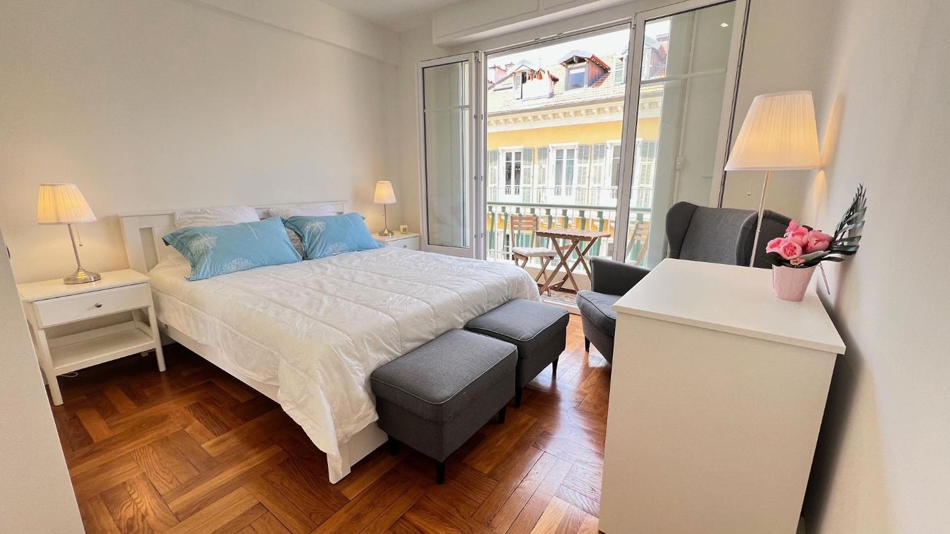 Riviera - Terrasse Cervantes - Medecin - Gare Thiers Nice
