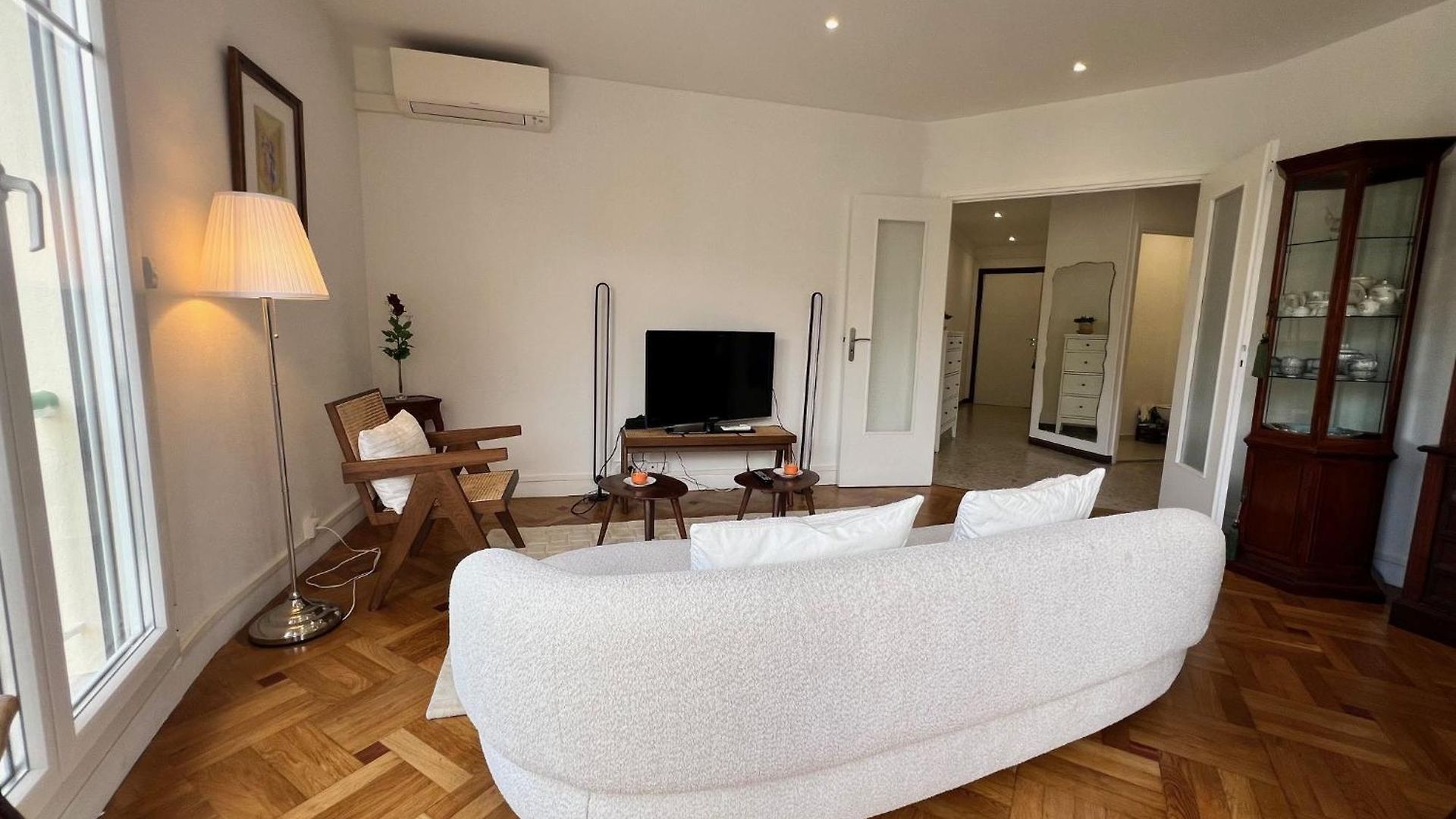 Appartement Riviera - Terrasse Cervantes - Medecin - Gare Thiers 4*