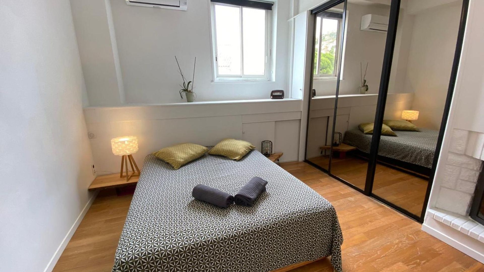 Appartement 06bx Superbe Loft - 100m2 - 6 Personnes Nice