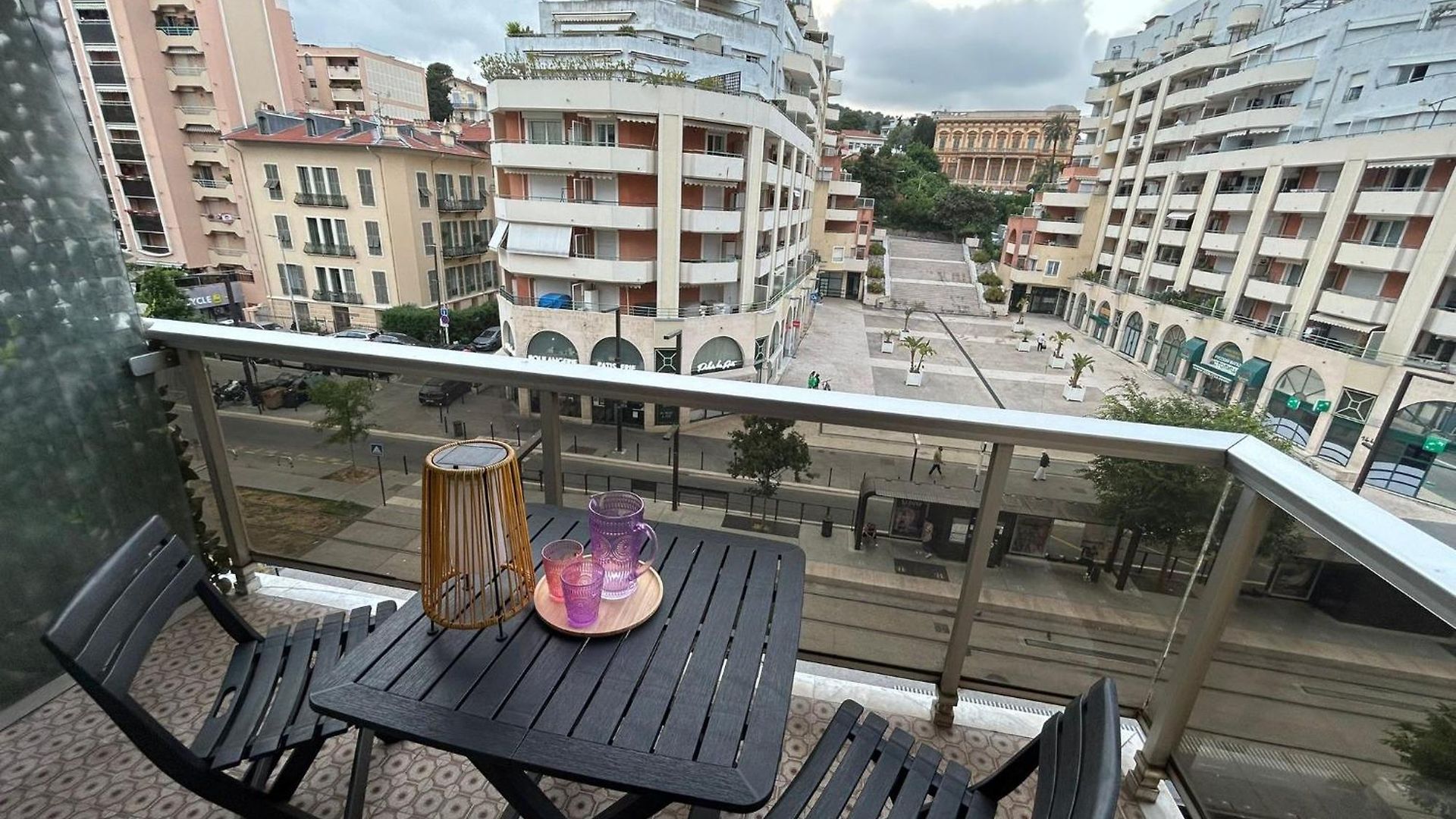 Appartement à Deux Pas De La