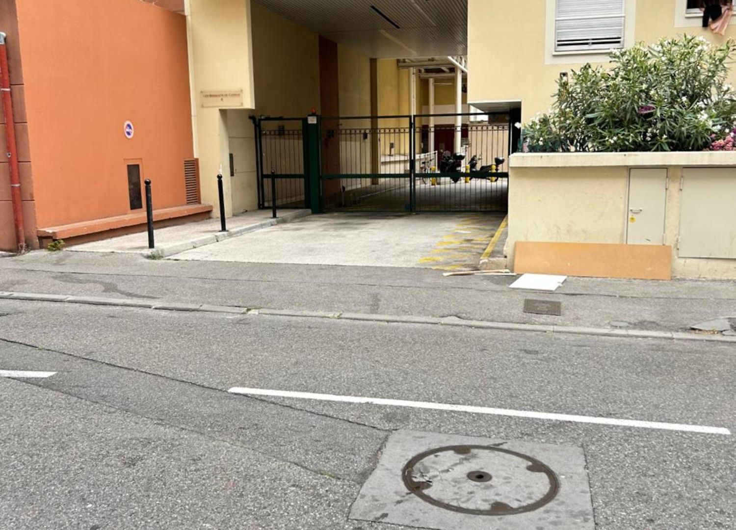 Vue 02 45m Et Parking