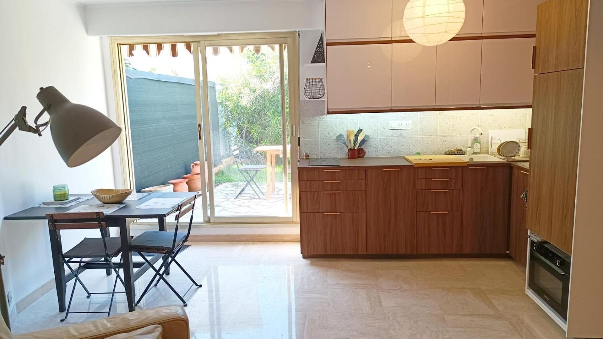 Refurbished With Terrace And Garden