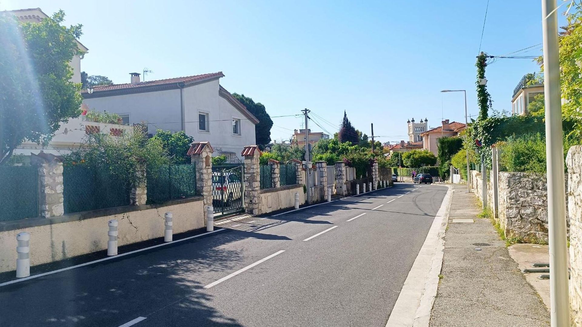 Refurbished With Terrace And Garden Appartement *