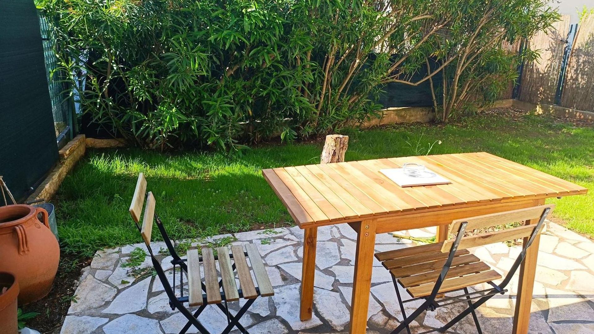 Refurbished With Terrace And Garden Appartement *