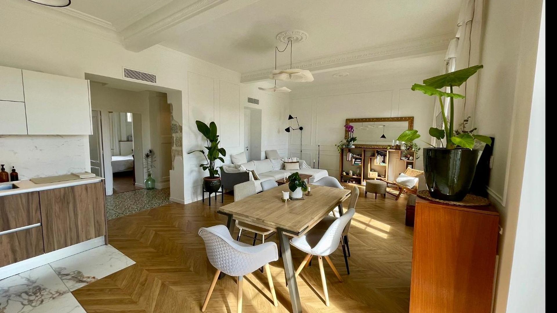 Appartement Bright, Spacious 2 Bedroom Apartment, Walk To & Old Town *