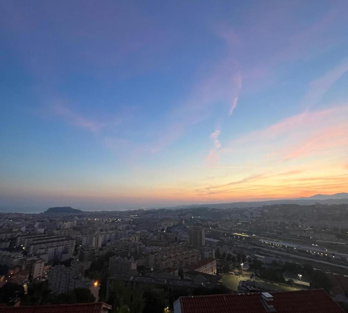 View Nice