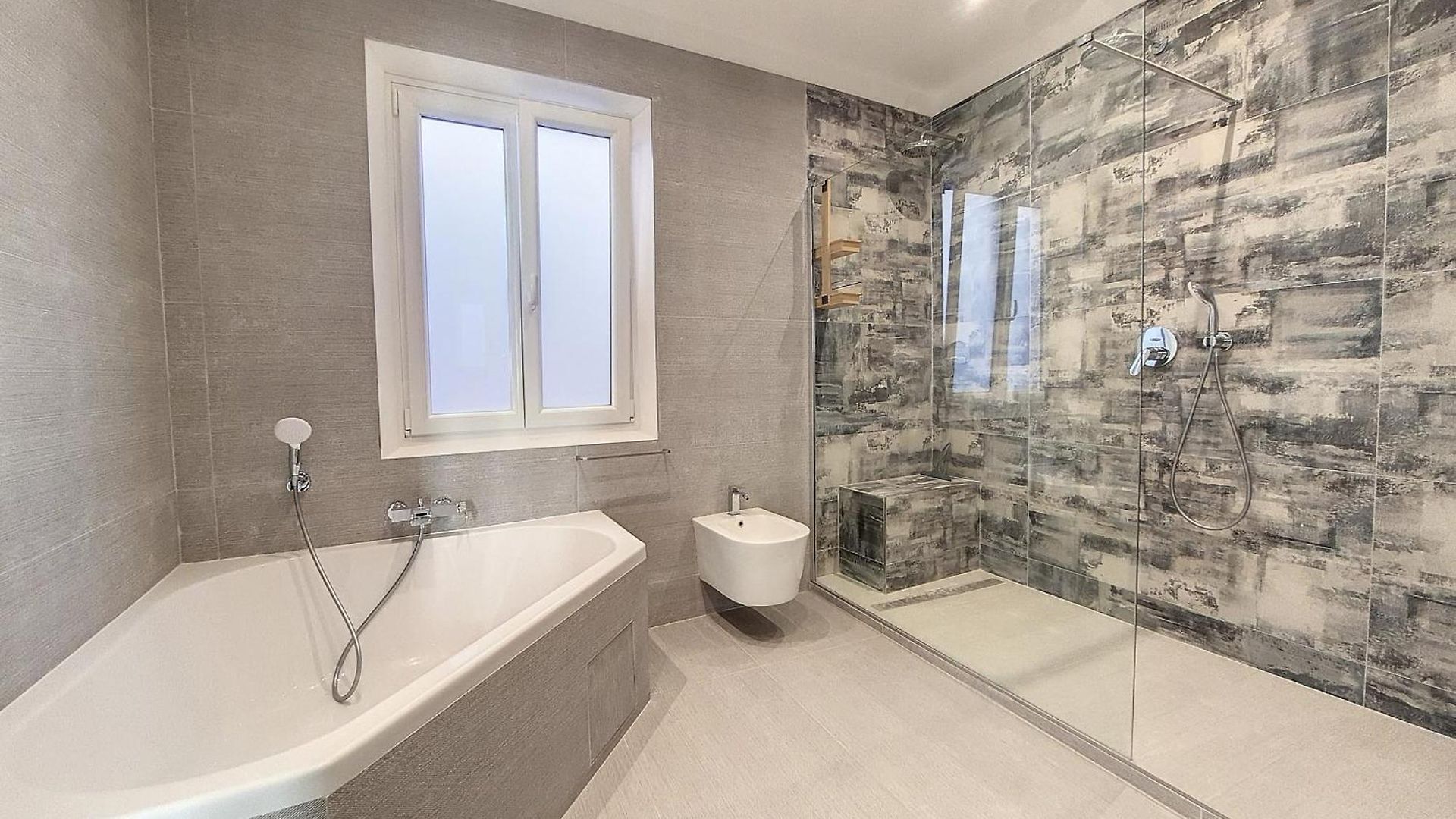 Appartement Nestor&jeeves - Brise De - Balcony - *