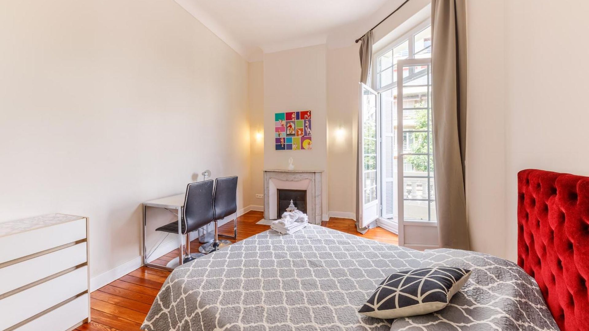 Appartement Prestige Designer Apartment, Super Nice
