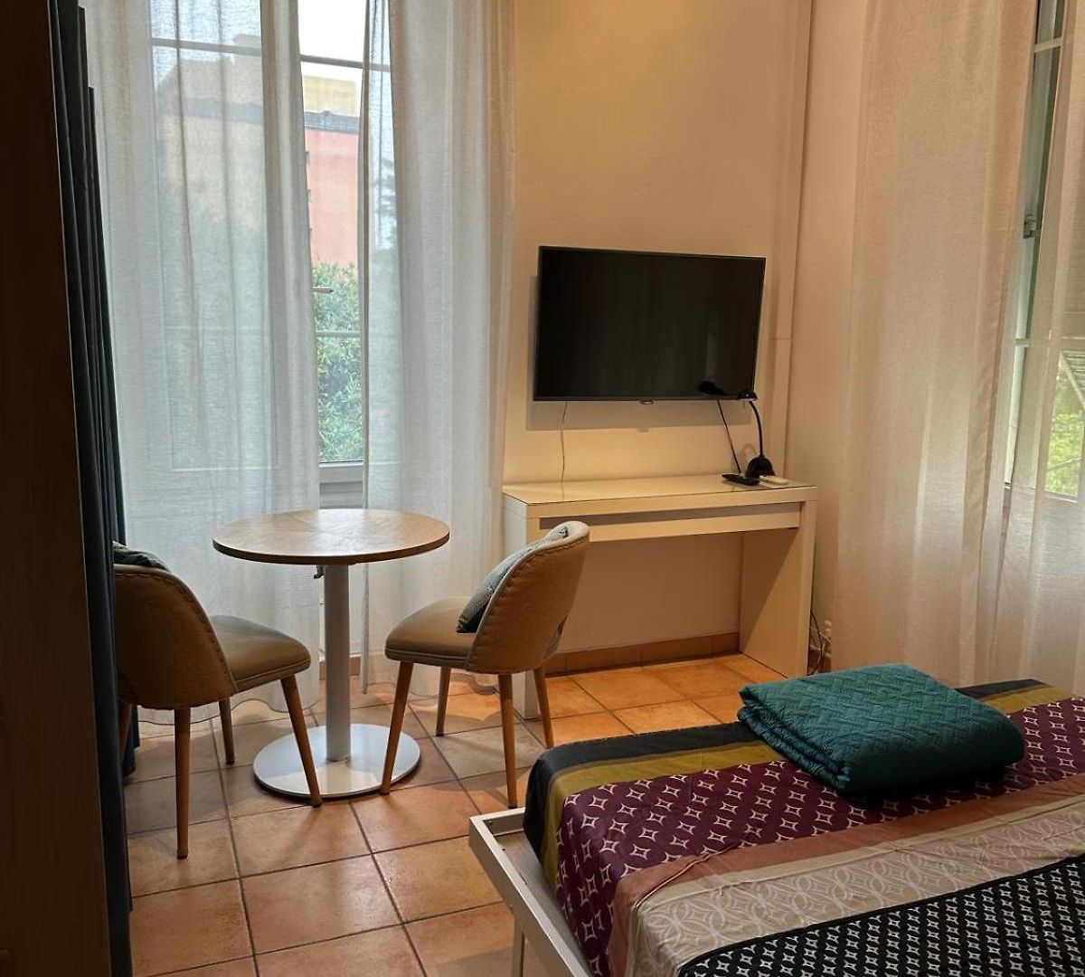 Dans à Ouest Appartement