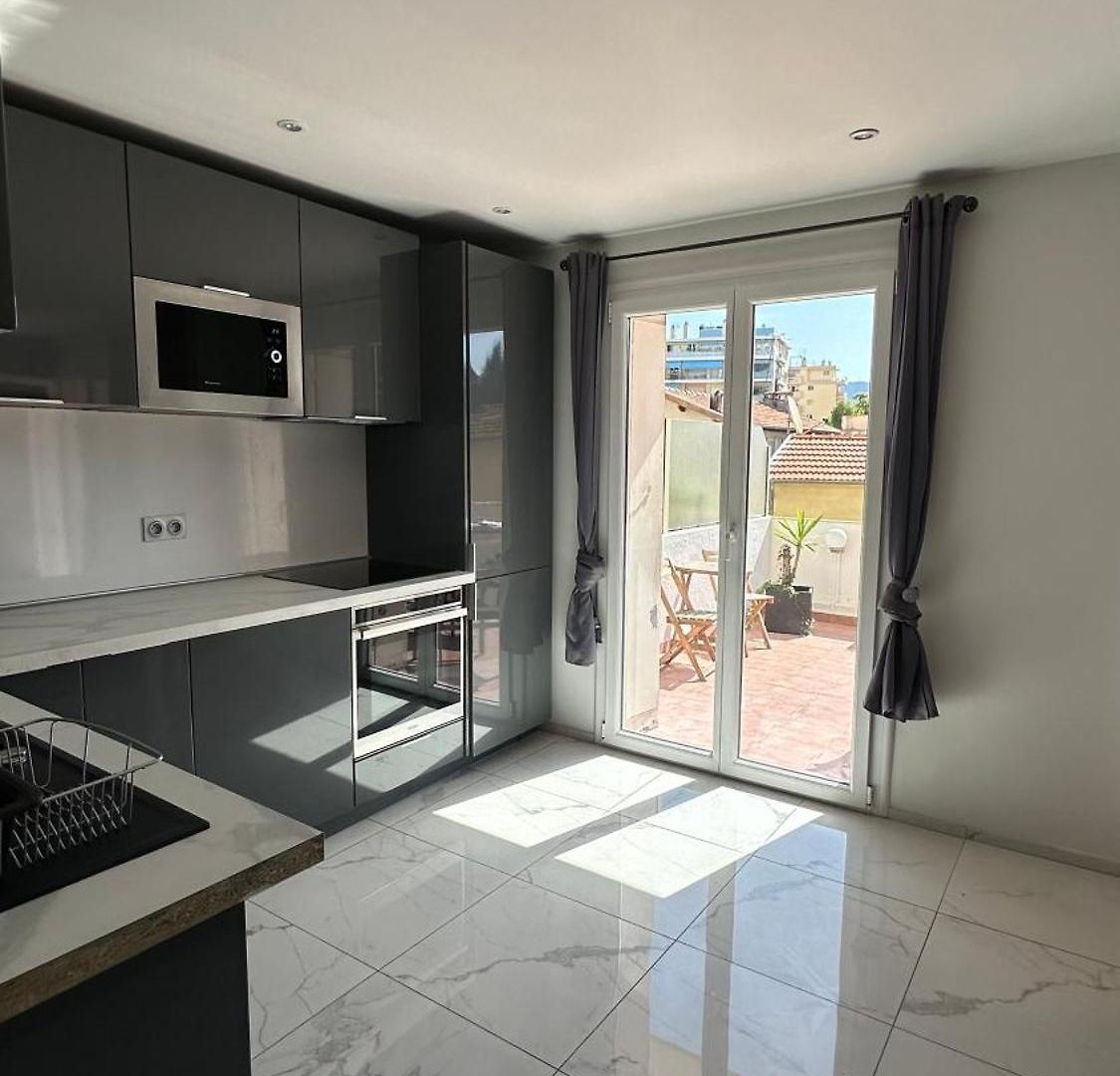 Apartment Double Dans Beau 3 Pieces Proche Du Centre Et Des Plages Nice