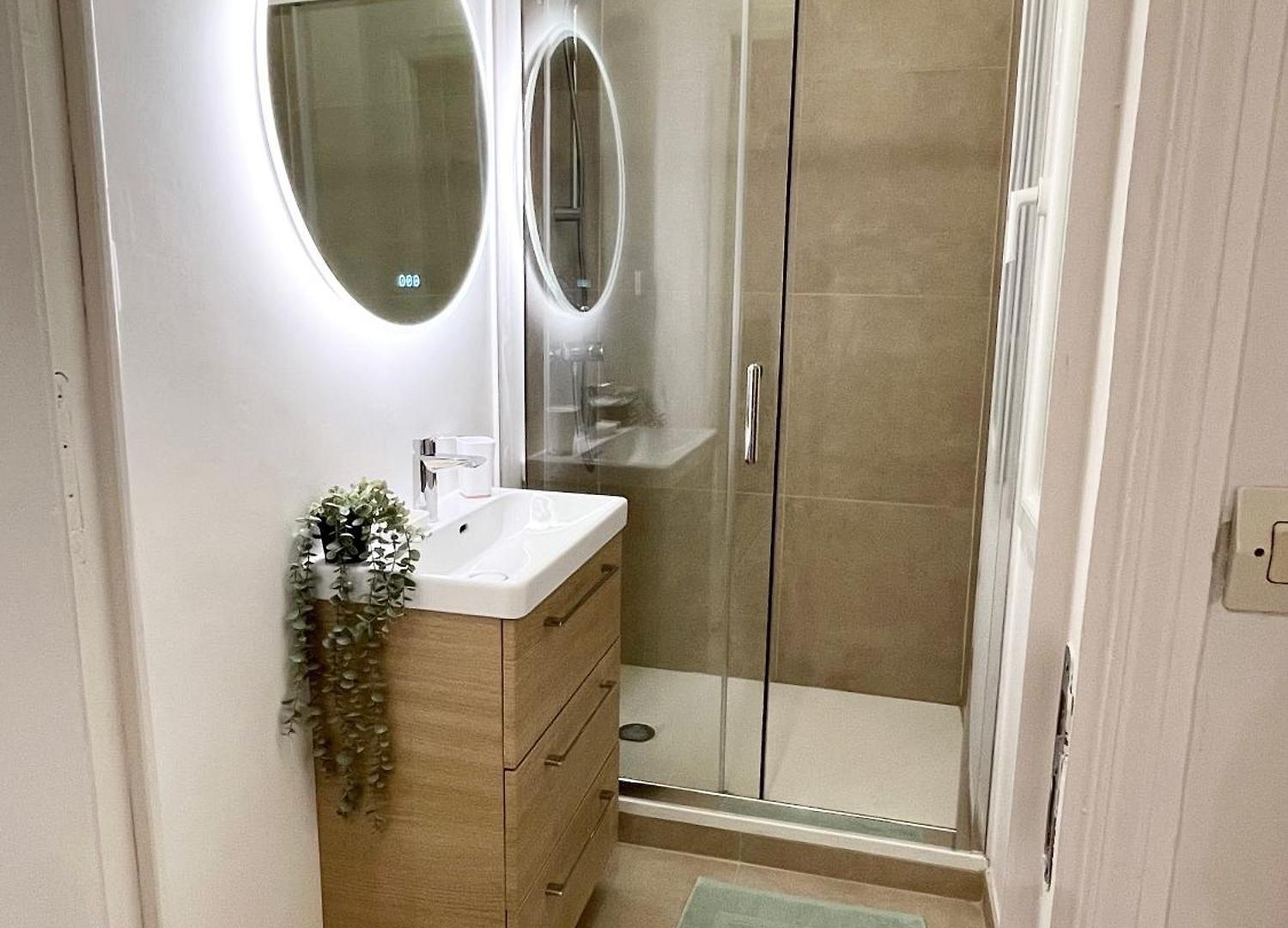 Magnifique T4 - Spacieux Standing - Ac - Wifi - Coeur De Appartement