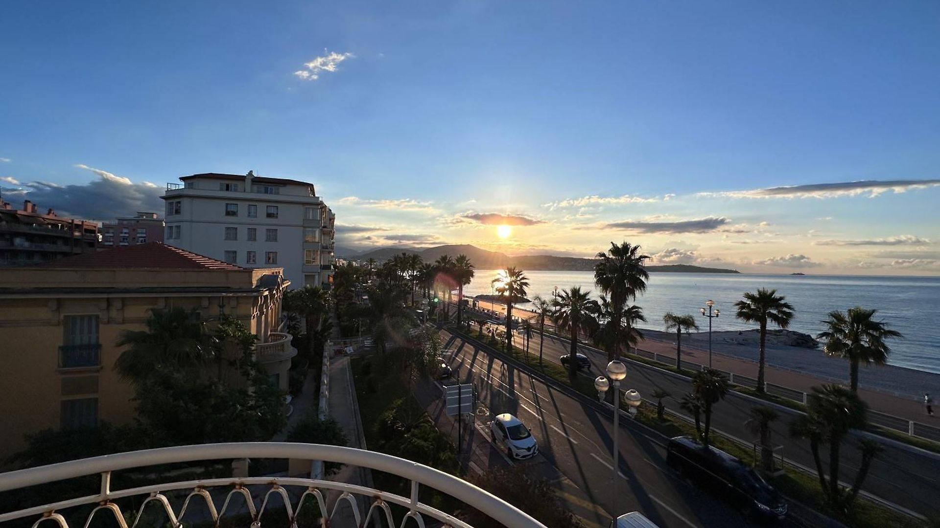 Apartment Front, Superbe Pour 4 Personnes Nice