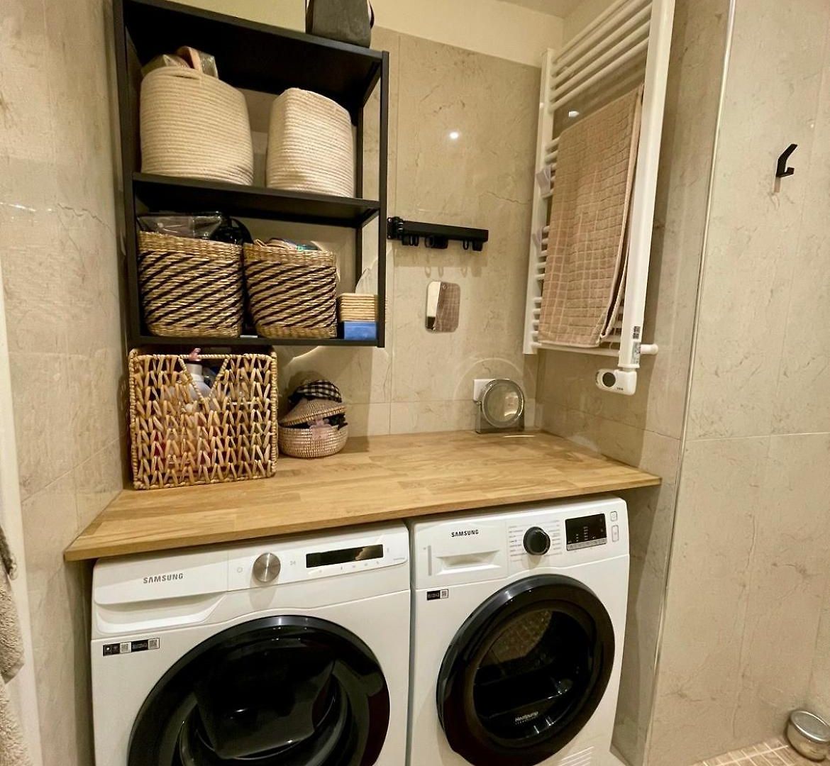 Bright, Spacious 2 Bedroom Apartment, Walk To & Old Town Appartement