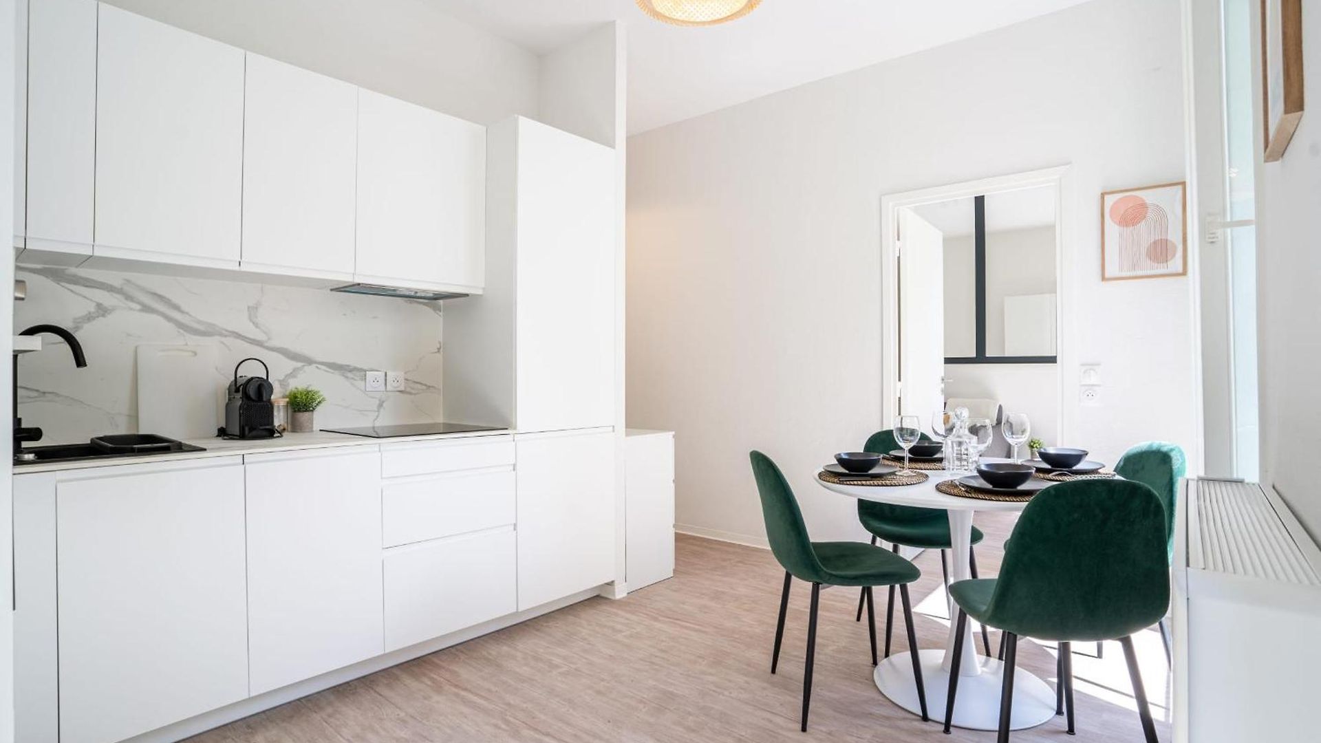 Apartment 06bz - Modern In The Heart Of The Port
