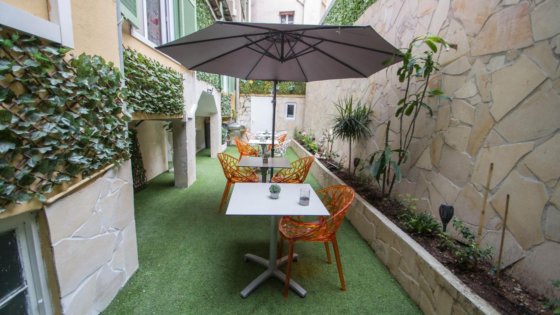 Hotel Parisien