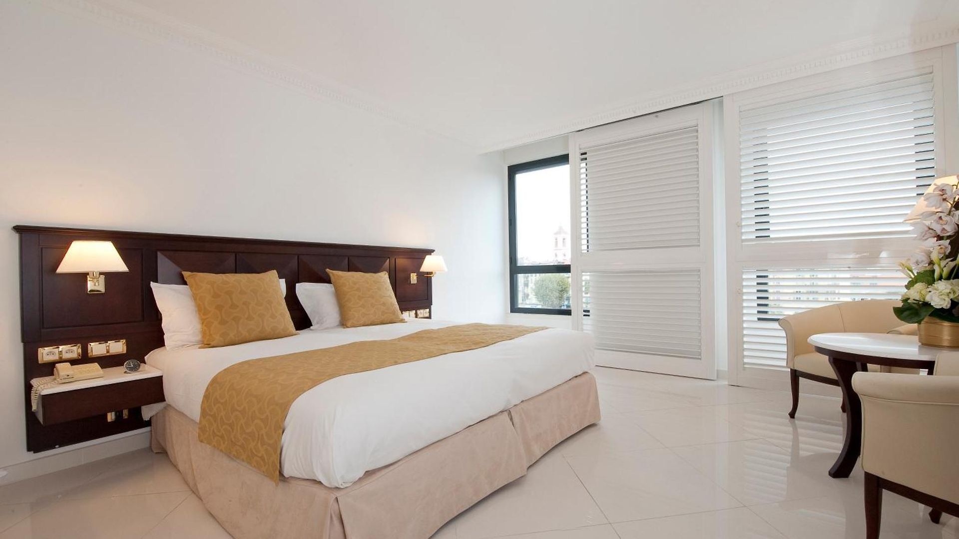 Aston La Scala Hotel