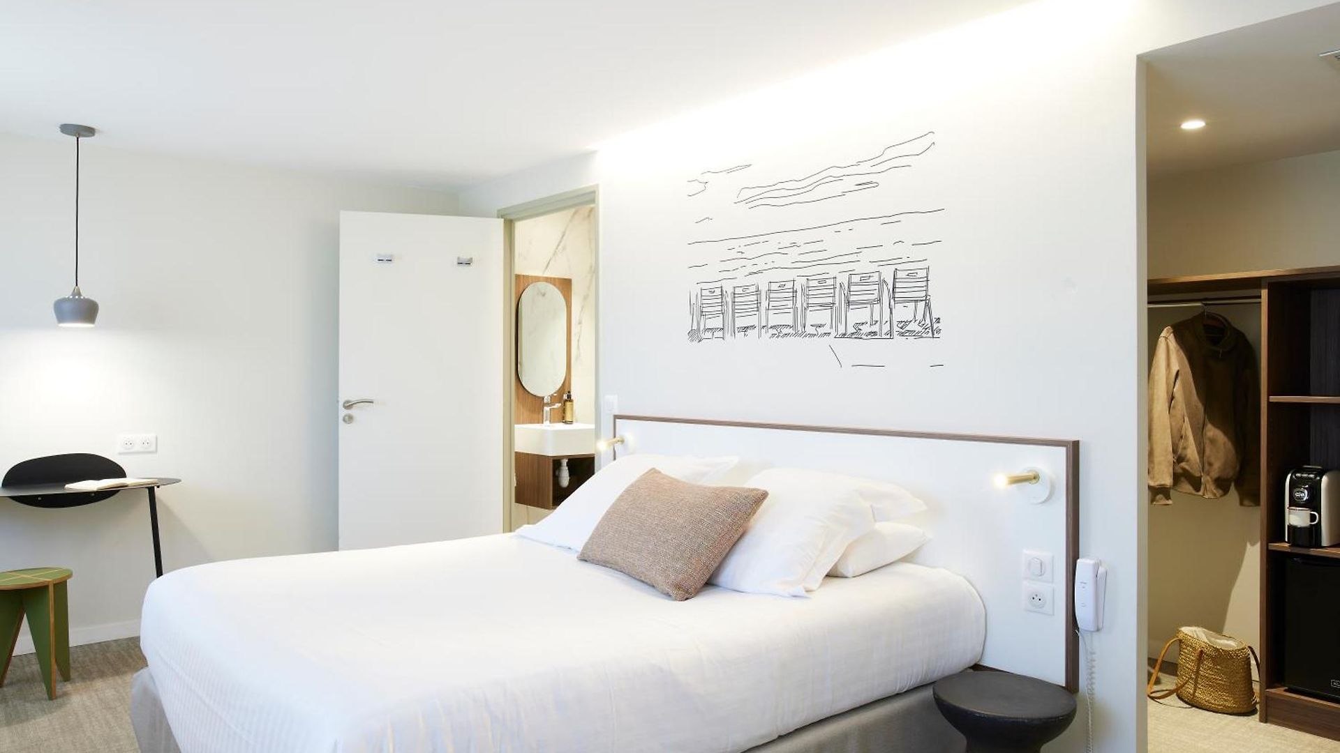 Du Pin Port Hotel 3*