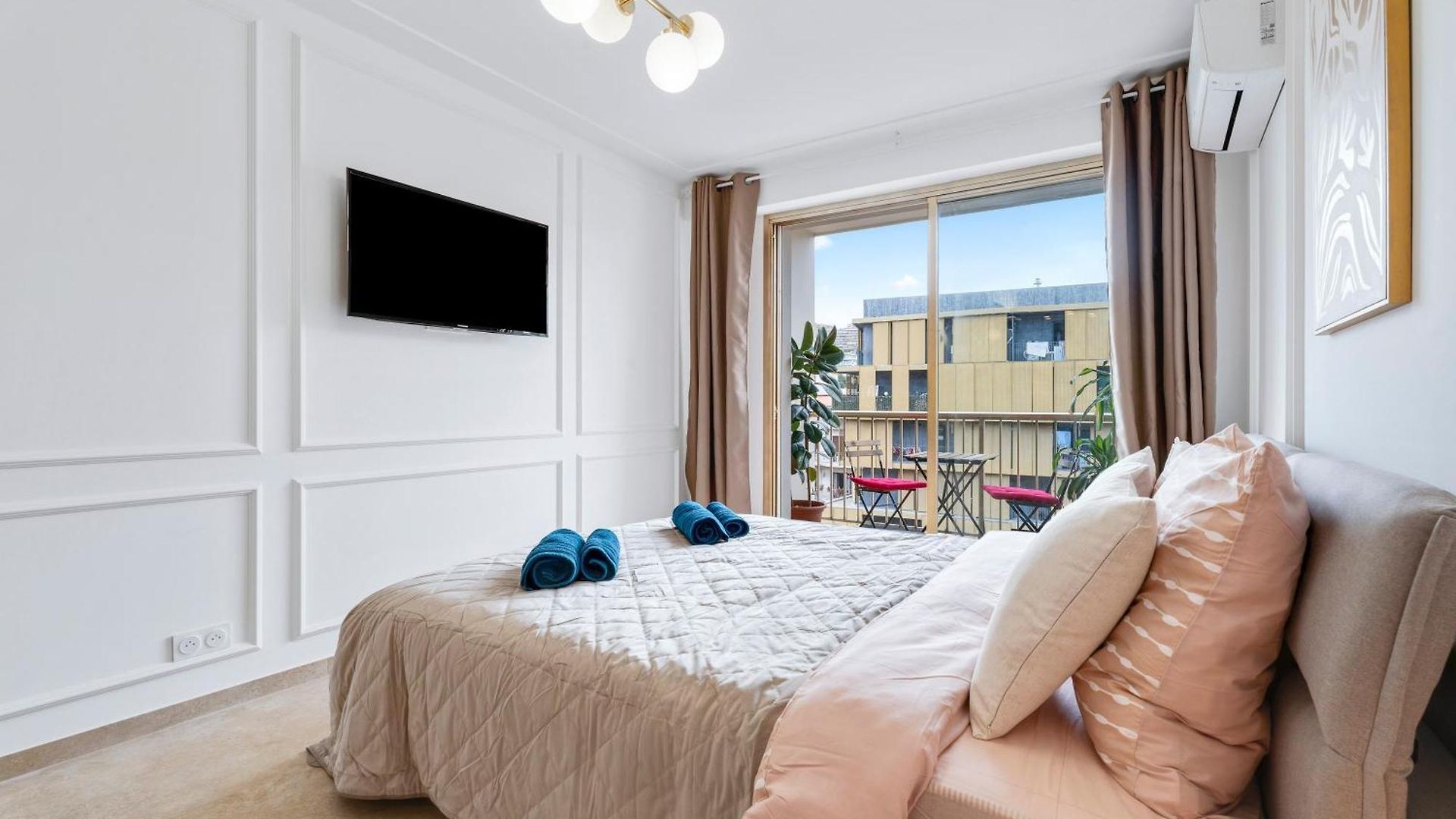 Elegant Avec Balcon Proche Et Tramway Apartment Nice