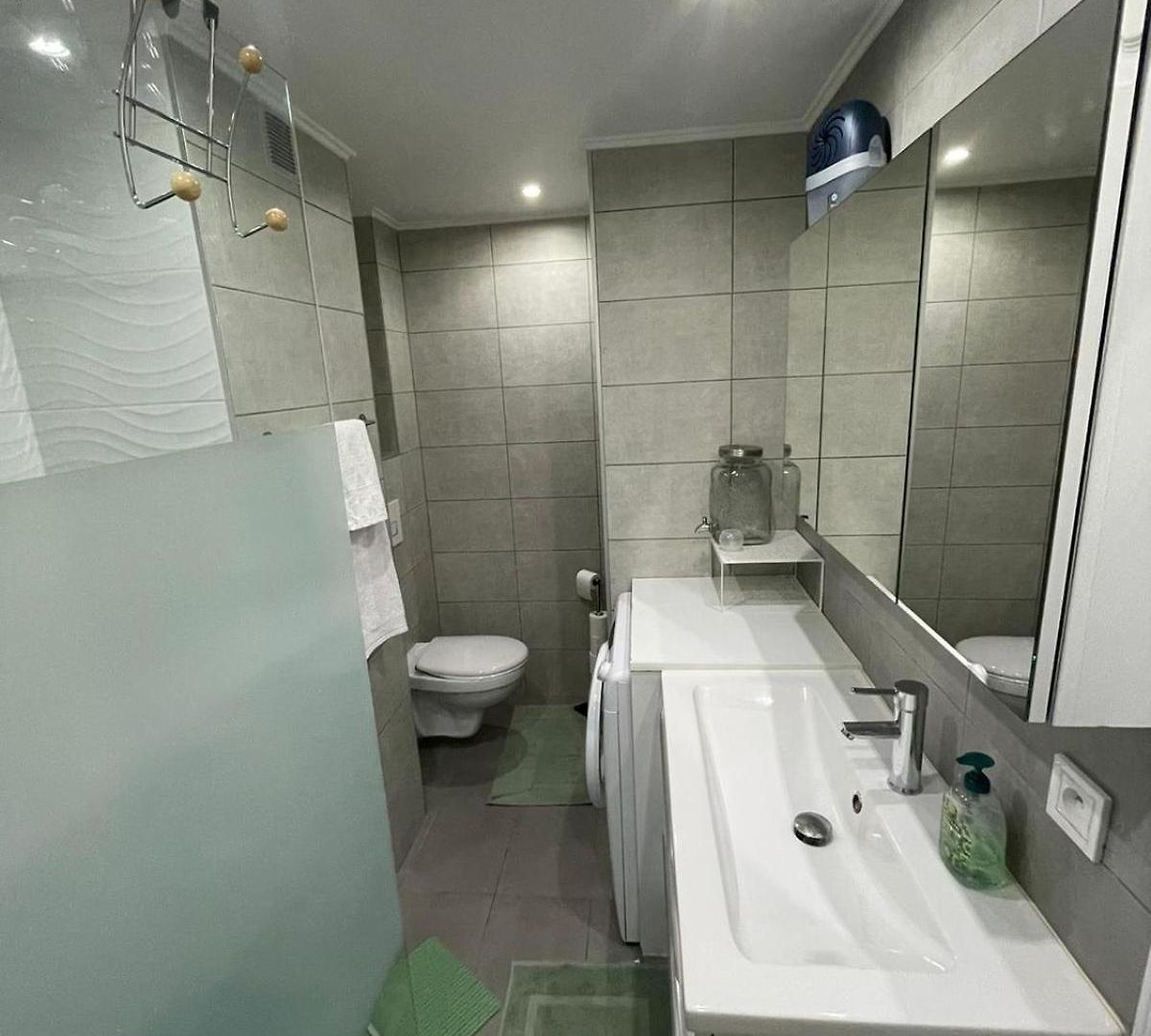 Apartment 50m2 Climatise Proche