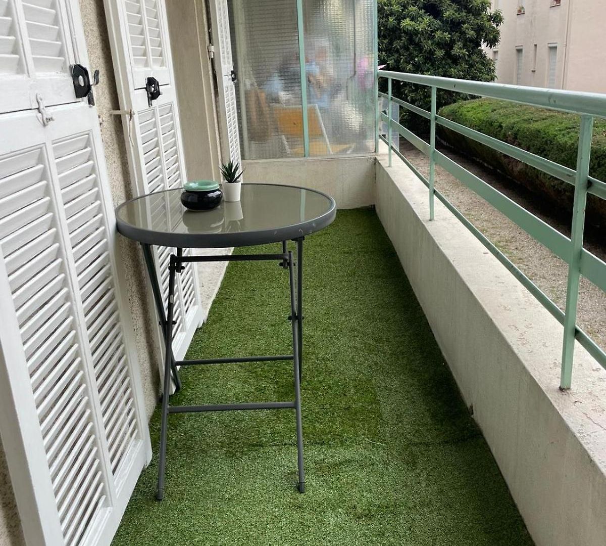 50m2 Climatise Proche *
