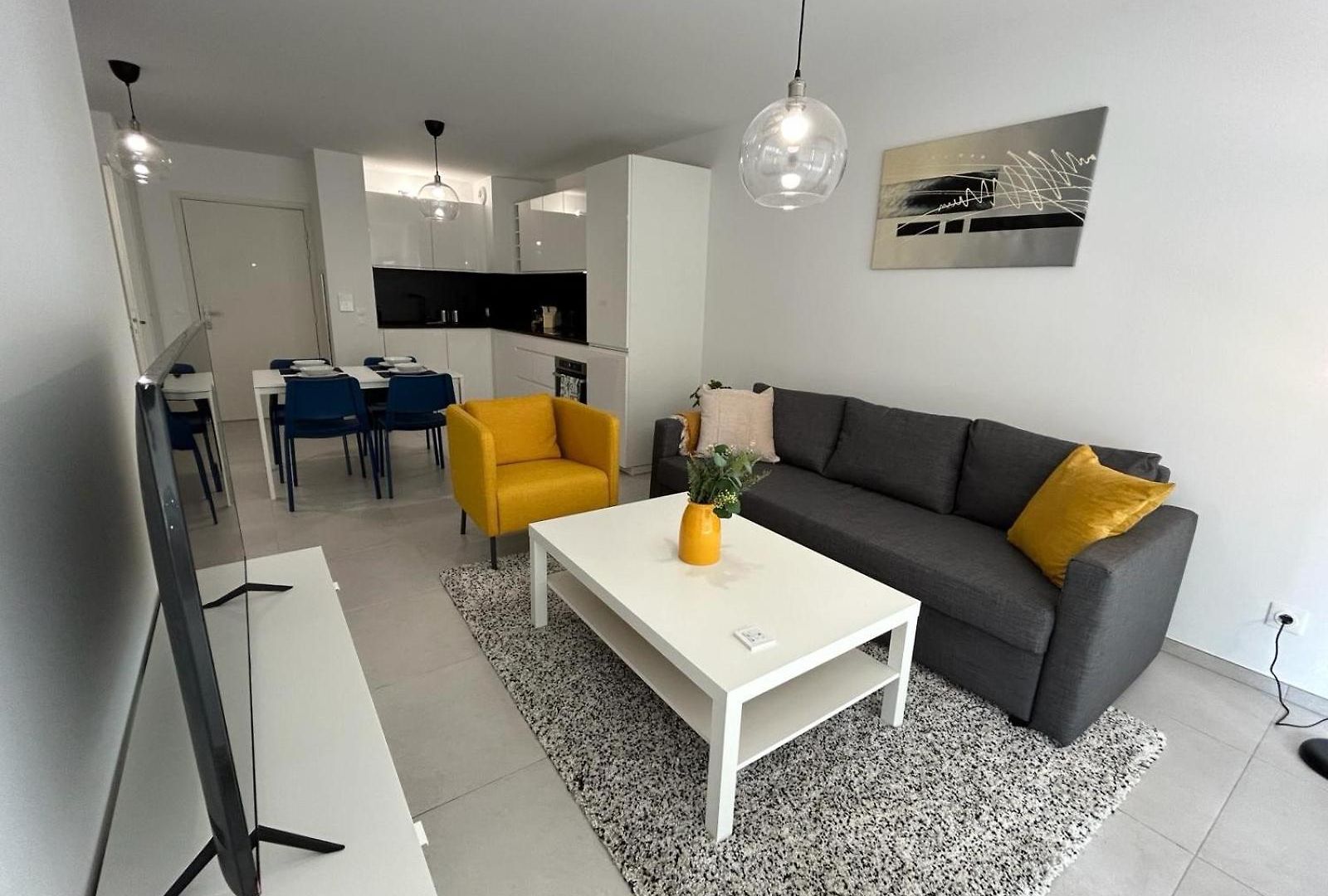 Fabron Hills B01 By Avecoeur Appartement