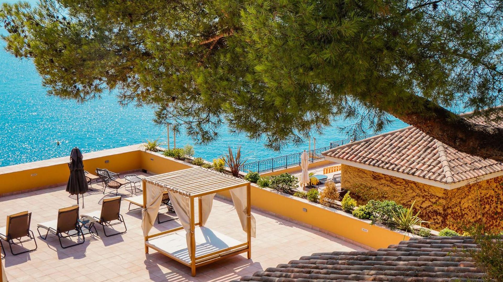 La Pérouse Baie Des Anges Hotel