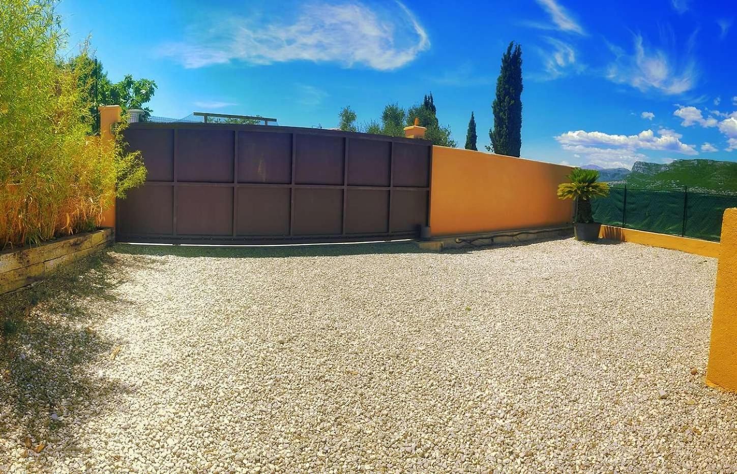 Maison Casa Milesa - Calme, Privatif Sur Demande, Parking Securise, A 12 Min Des Plages Holiday home Nice