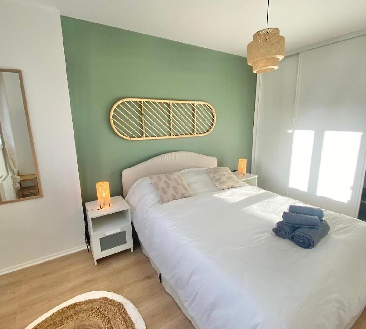 Apartment Modern & Cosy 3 Bedrooms Train Tramway
