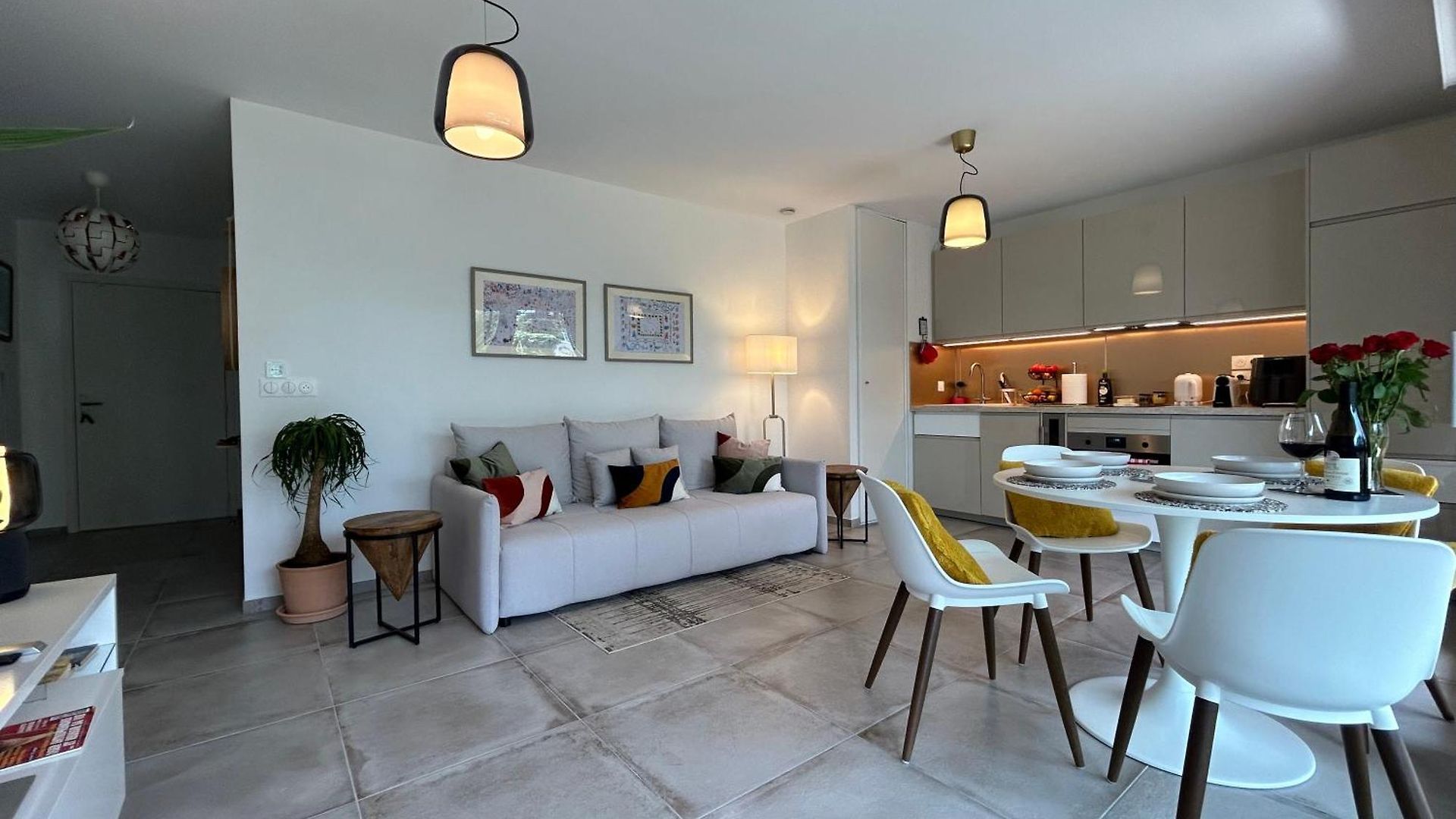 L'oasis Maritime By Avecoeur * Nice