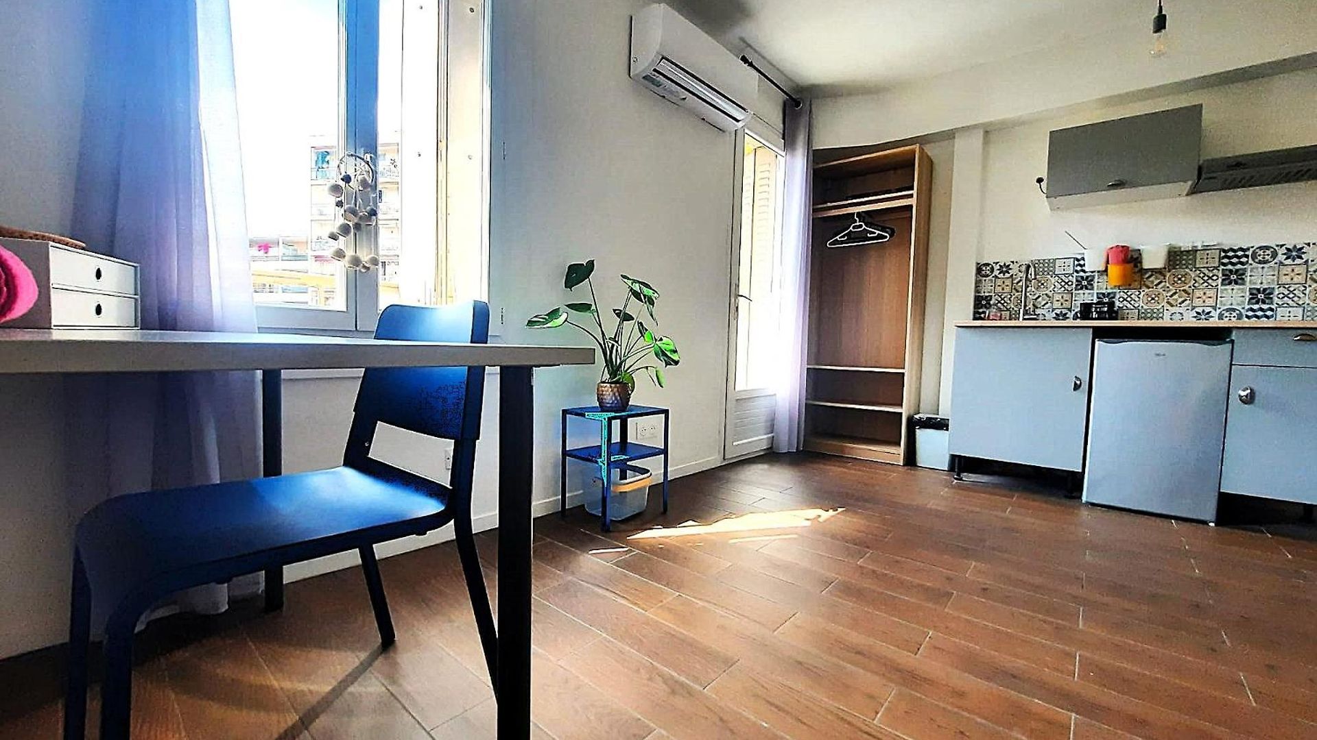 La 2, Climatisée Ac, Calme, Cuisine Privée Séjour chez l'habitant Nice