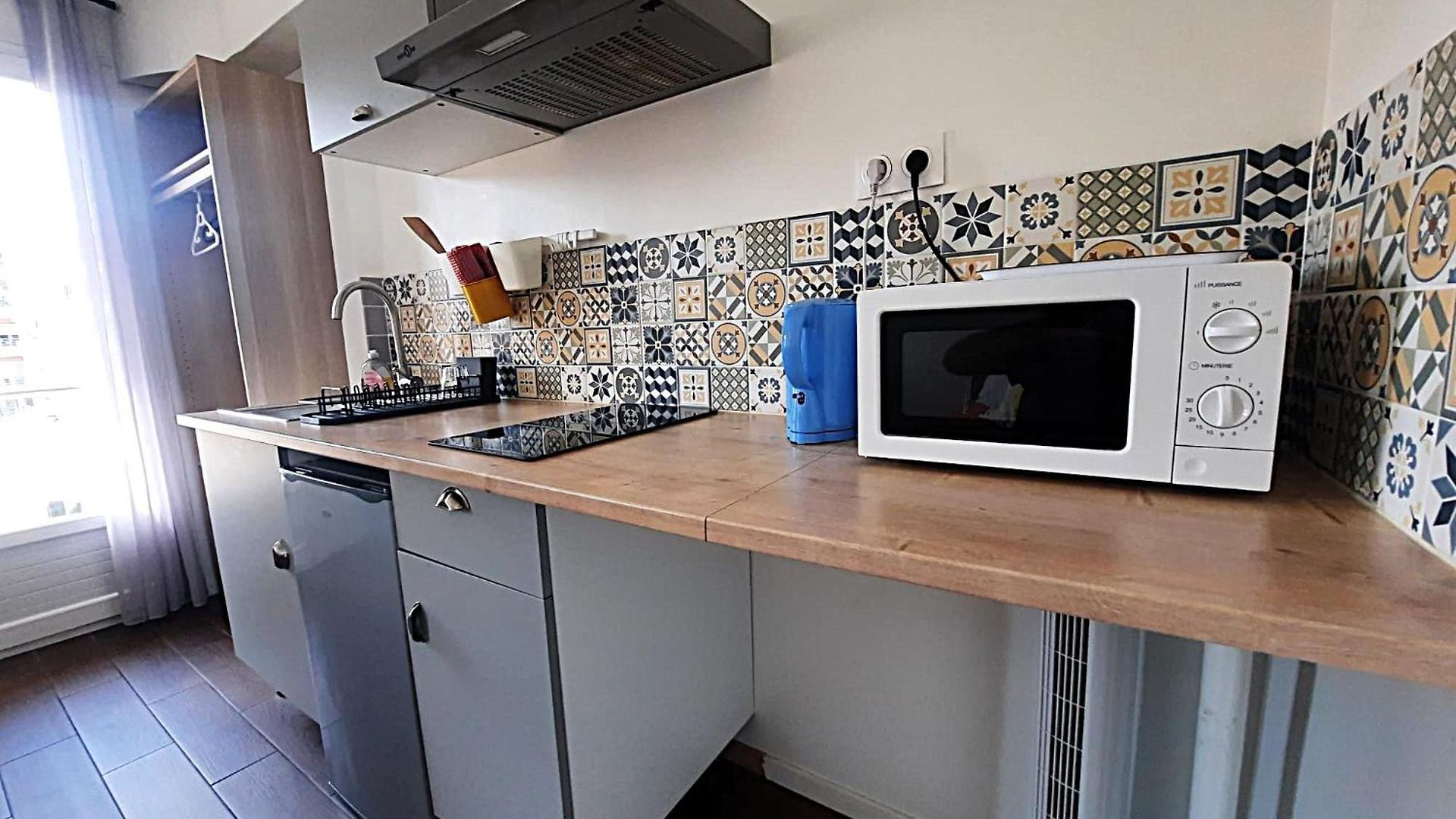 Séjour chez l'habitant La 2, Climatisée Ac, Calme, Cuisine Privée *