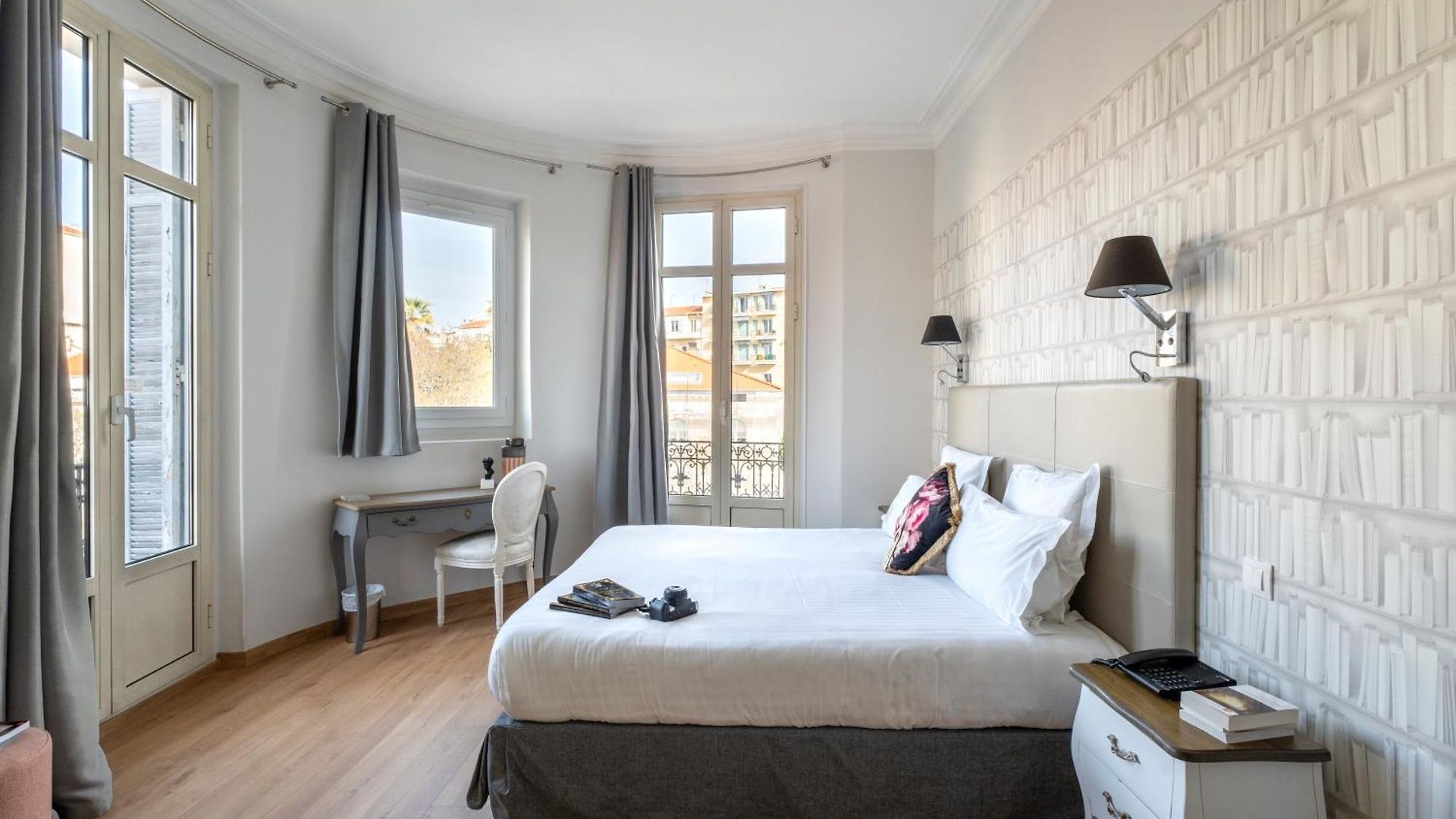La Victor Hugo Hotel