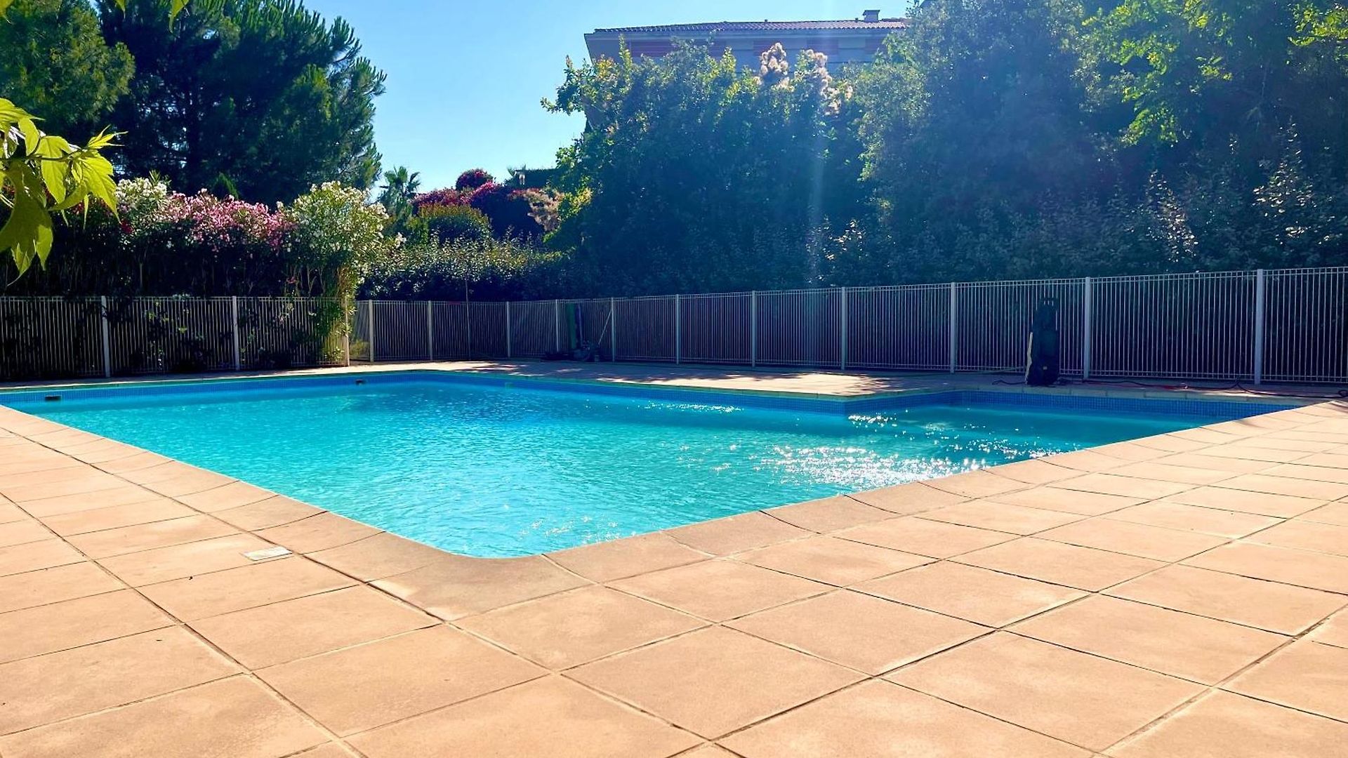 Stade Riviera Apartment